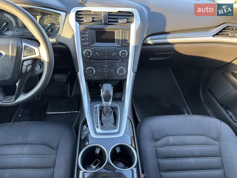 Седан Ford Fusion 2013 в Днепре