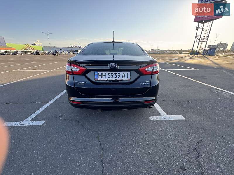 Седан Ford Fusion 2015 в Одессе
