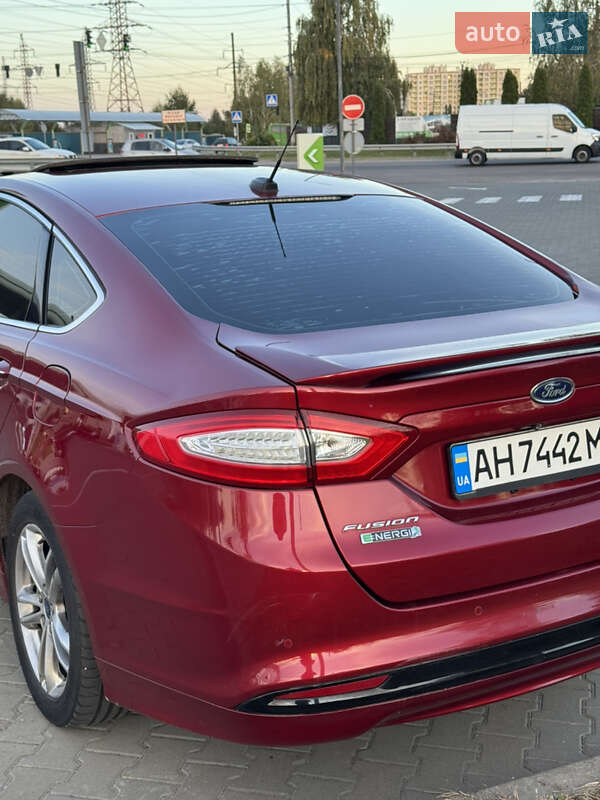 Седан Ford Fusion 2014 в Києві