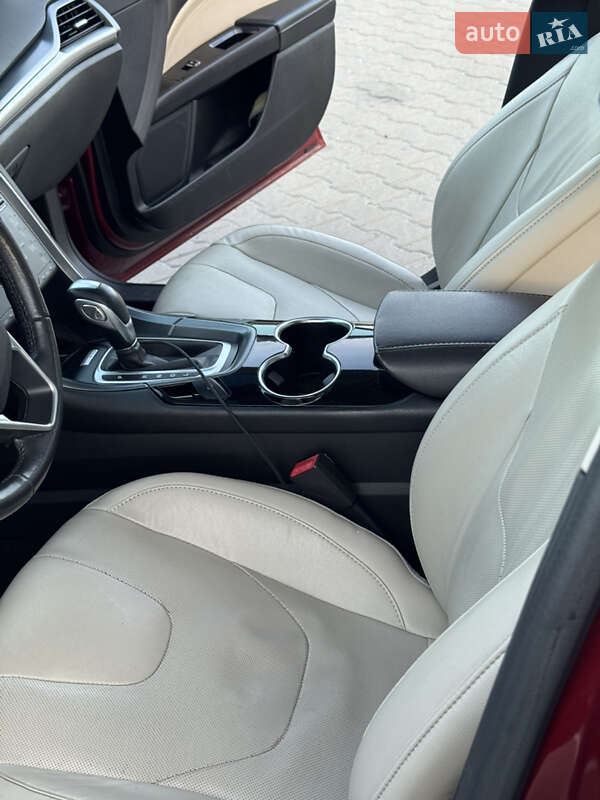 Седан Ford Fusion 2014 в Києві