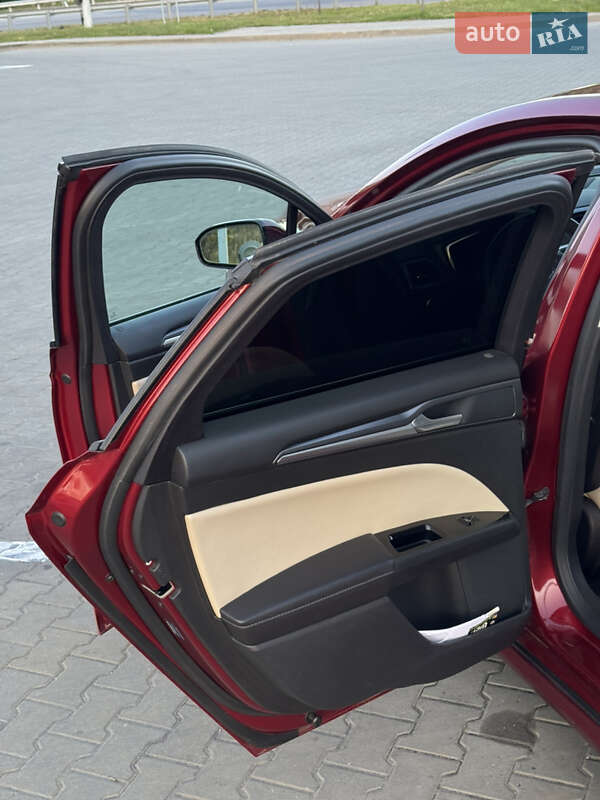 Седан Ford Fusion 2014 в Києві