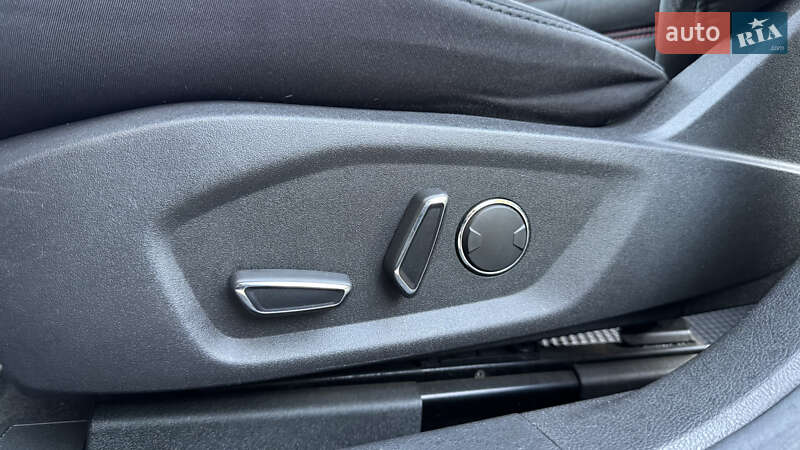 Седан Ford Fusion 2013 в Києві
