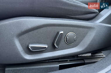 Седан Ford Fusion 2013 в 