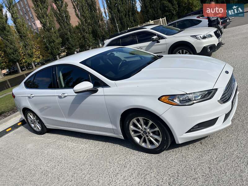 Седан Ford Fusion 2016 в Полтаві