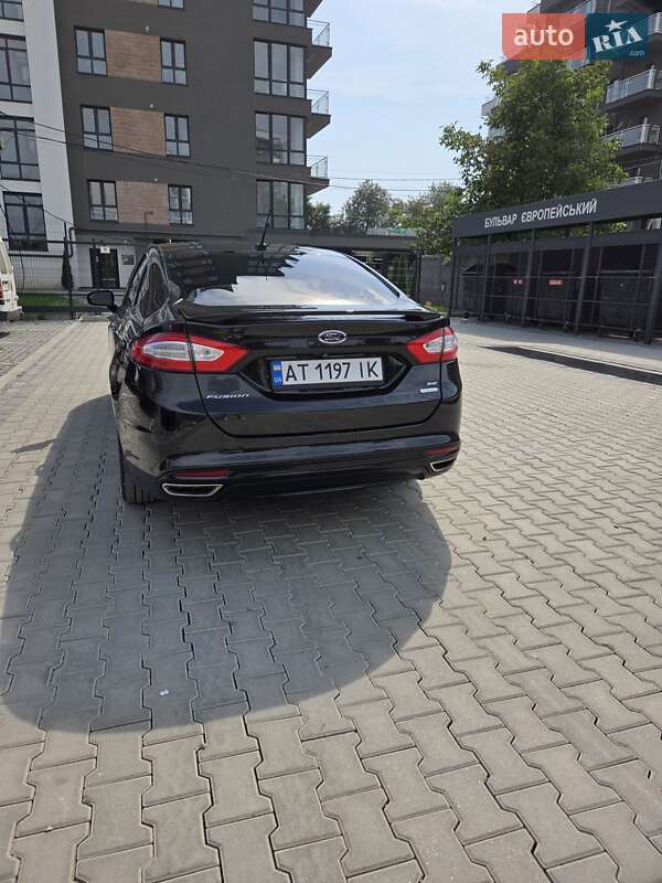 Седан Ford Fusion 2015 в Ивано-Франковске