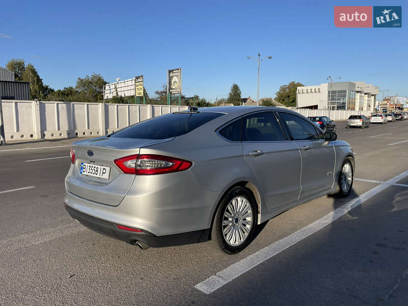 Седан Ford Fusion 2014 в Полтаве