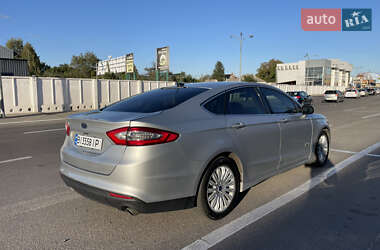 Седан Ford Fusion 2014 в 
