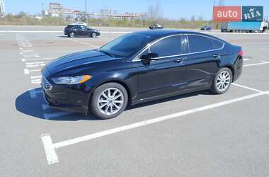 Седан Ford Fusion 2016 в Павлограді