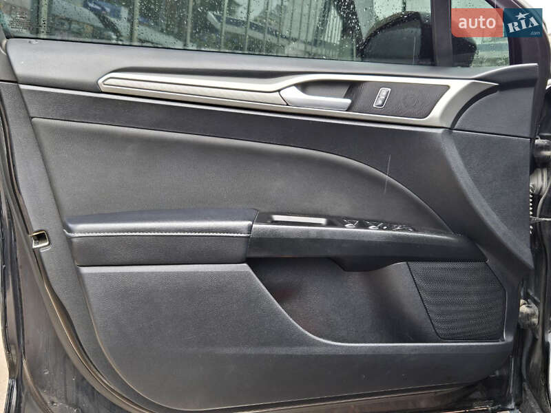 Седан Ford Fusion 2017 в Києві