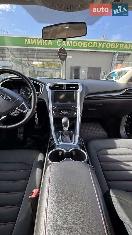 Седан Ford Fusion 2016 в Ивано-Франковске