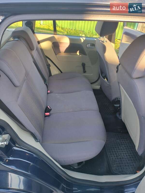Хетчбек Ford Fusion 2006 в Вінниці