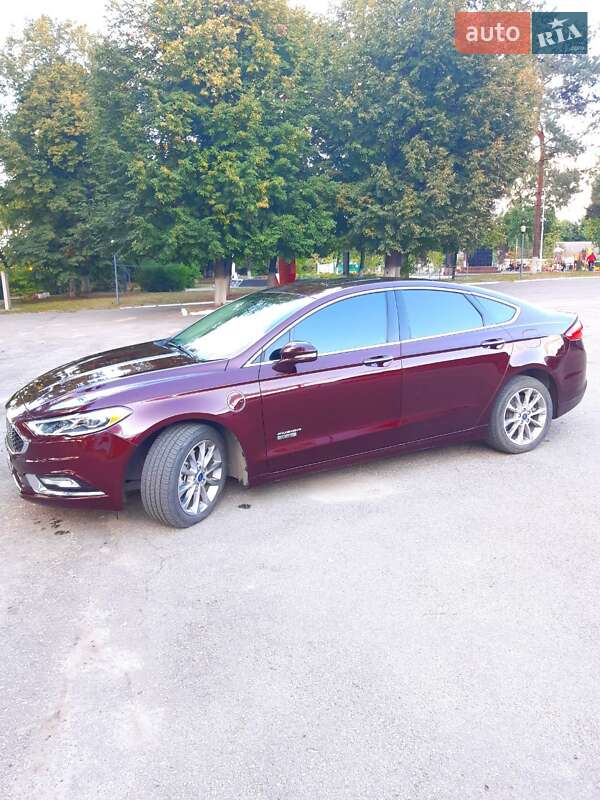 Седан Ford Fusion 2017 в Харкові