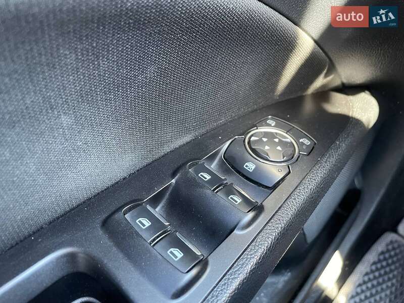 Седан Ford Fusion 2017 в Києві