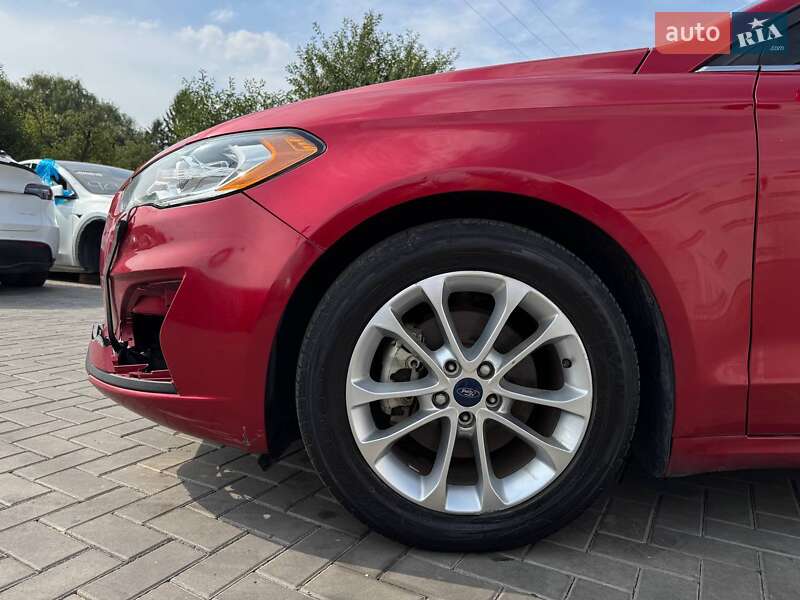 Седан Ford Fusion 2020 в Луцке