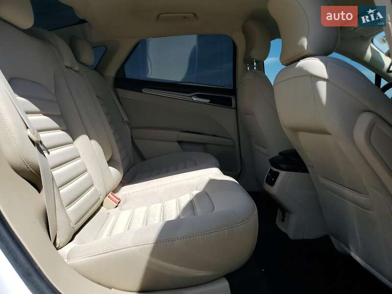 Седан Ford Fusion 2016 в Хмельницком