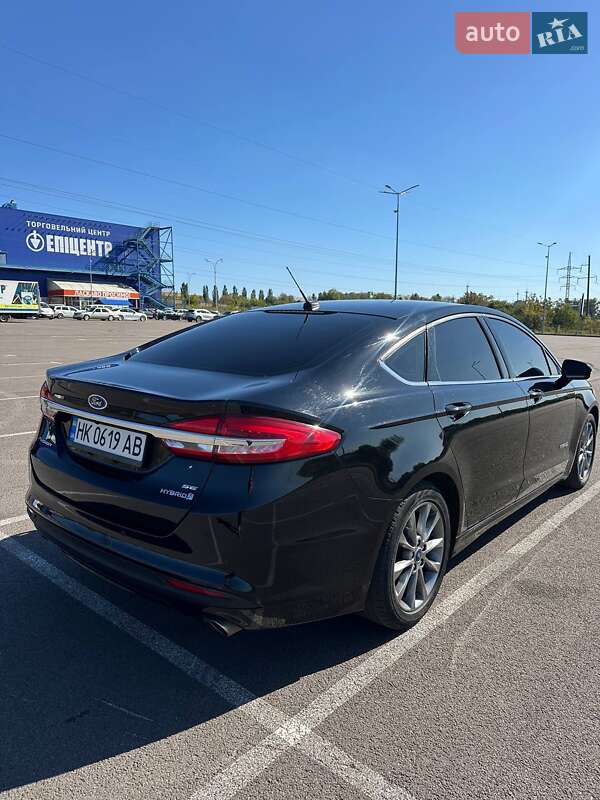Седан Ford Fusion 2017 в Рівному