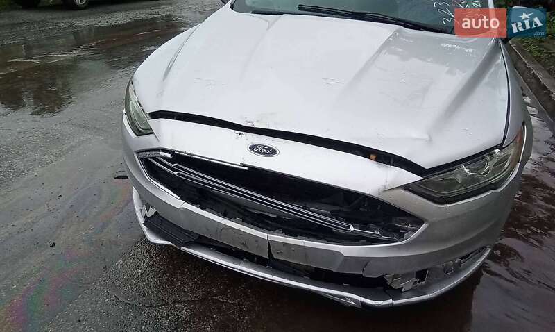 Седан Ford Fusion 2017 в Львове