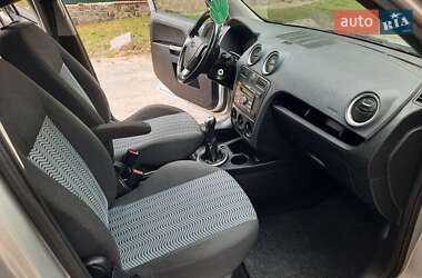 Хэтчбек Ford Fusion 2006 в 