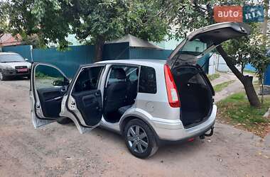 Хэтчбек Ford Fusion 2006 в 