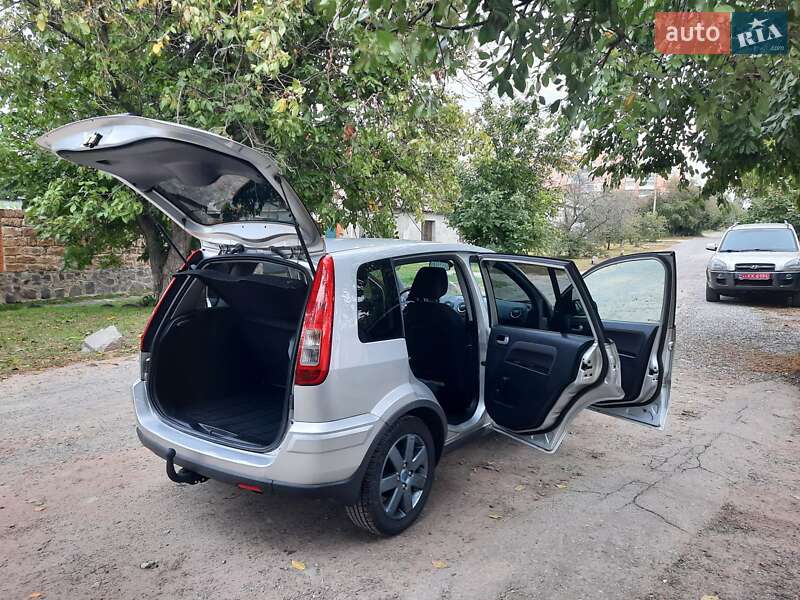 Хэтчбек Ford Fusion 2006 в Полтаве фото 78 Хэтчбек Ford Fusion 2006 в Полтаве