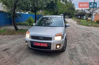 Хэтчбек Ford Fusion 2006 в 