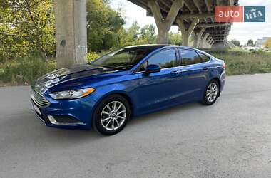 Седан Ford Fusion 2017 в 