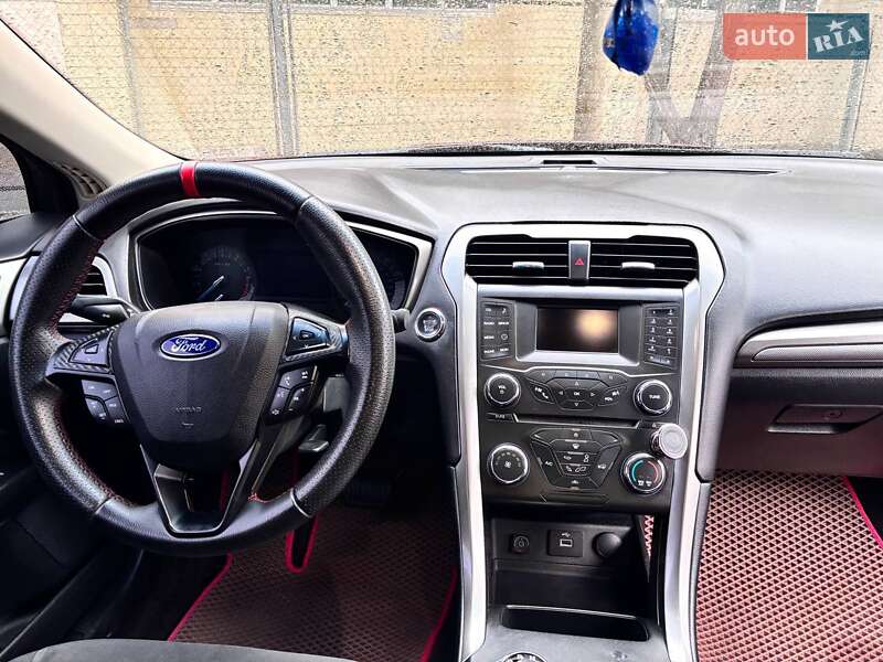 Седан Ford Fusion 2016 в Киеве фото 15 Седан Ford Fusion 2016 в Киеве