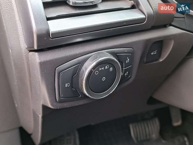 Седан Ford Fusion 2013 в Харькове