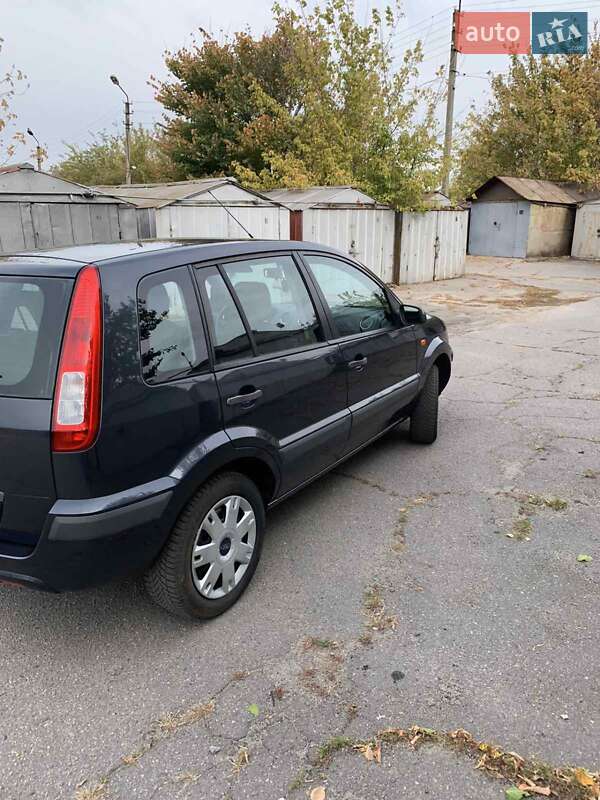 Хэтчбек Ford Fusion 2006 в Кременчуге