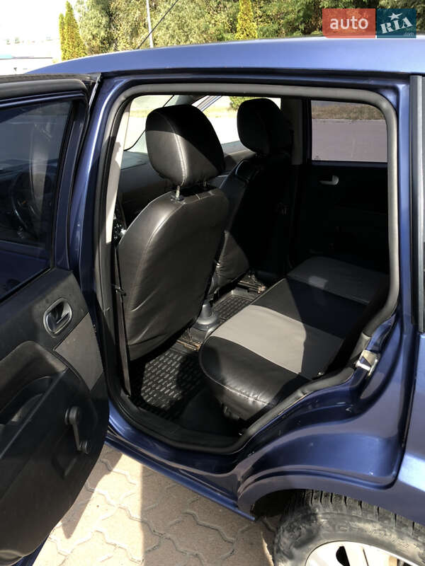 Хетчбек Ford Fusion 2005 в Сумах