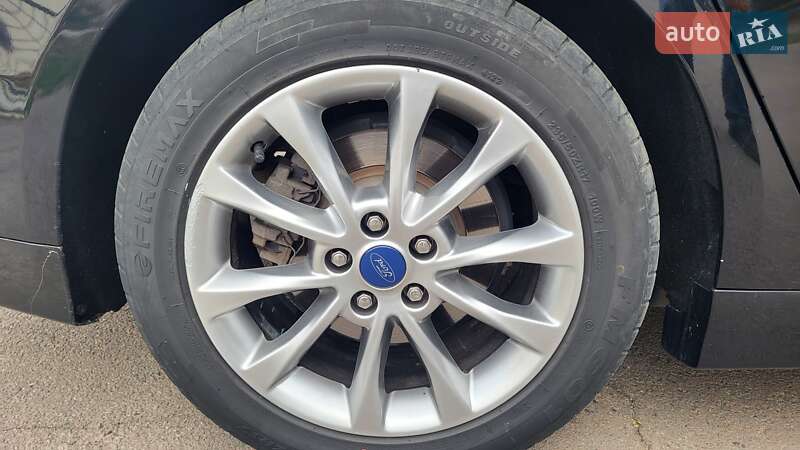 Седан Ford Fusion 2016 в Полтаві