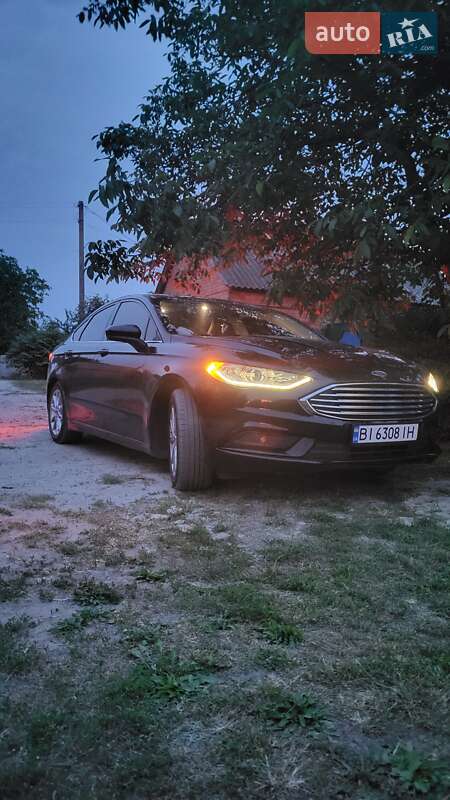 Седан Ford Fusion 2016 в Полтаві