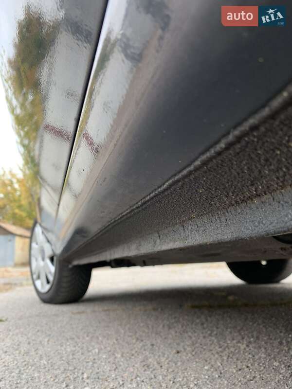 Хэтчбек Ford Fusion 2006 в Кременчуге