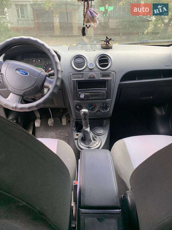 Хетчбек Ford Fusion 2008 в Запоріжжі
