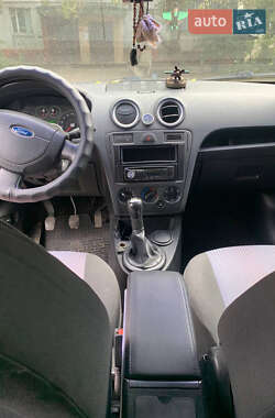 Хетчбек Ford Fusion 2008 в 