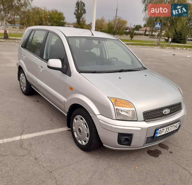 Хэтчбек Ford Fusion 2010 в Запорожье