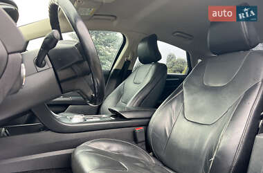 Седан Ford Fusion 2016 в 