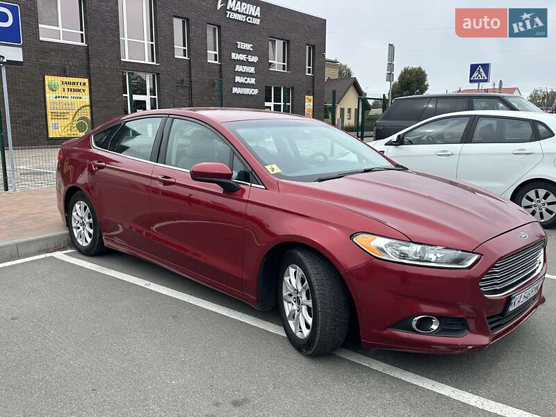 Седан Ford Fusion 2015 в Киеве