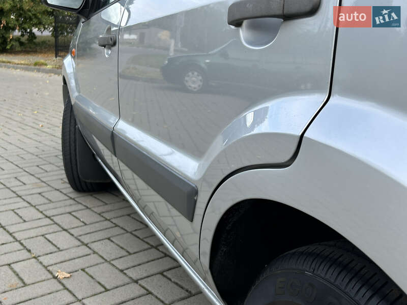 Хетчбек Ford Fusion 2008 в Прилуках фото 12 Хетчбек Ford Fusion 2008 в Прилуках