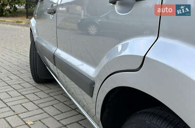 Хэтчбек Ford Fusion 2008 в 