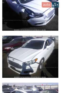 Седан Ford Fusion 2012 в 