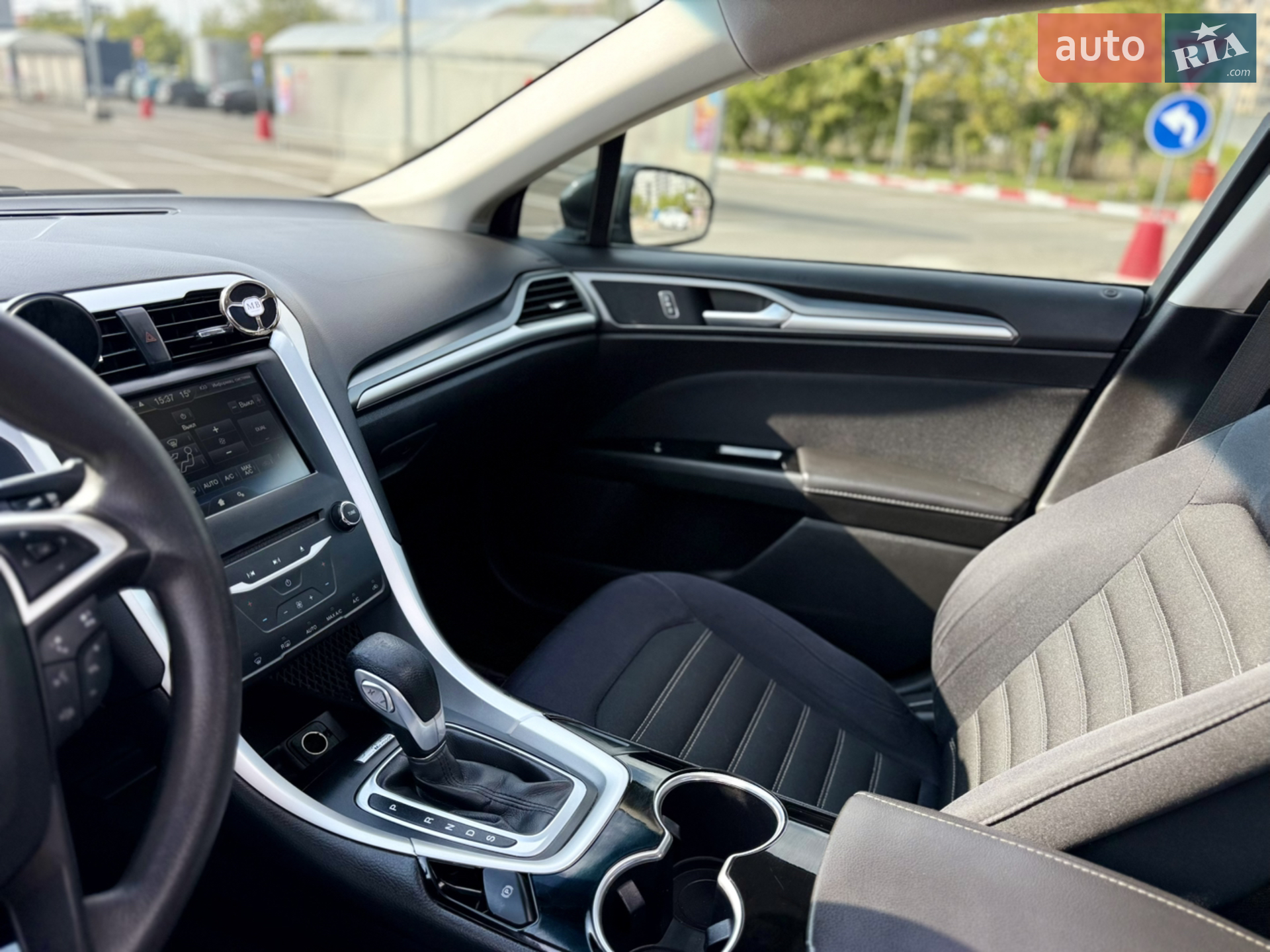 2014 Ford Fusion - мініатюра 23