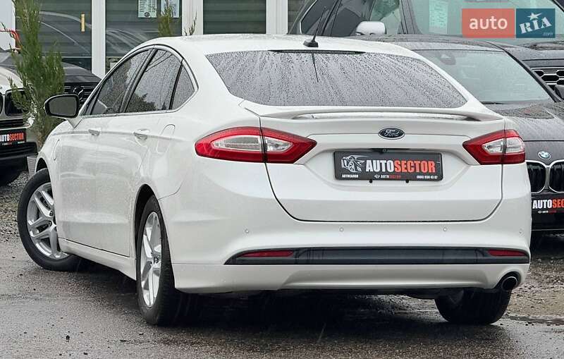 Седан Ford Fusion 2015 в Харькове
