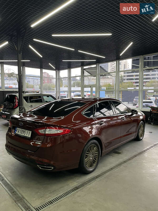 Седан Ford Fusion 2015 в Києві фото 5 Седан Ford Fusion 2015 в Києві