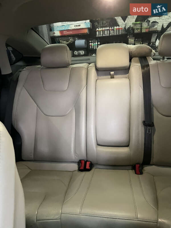 Седан Ford Fusion 2015 в Києві фото 10 Седан Ford Fusion 2015 в Києві