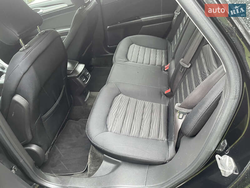 Седан Ford Fusion 2015 в Виннице