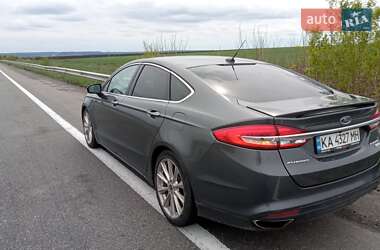 Седан Ford Fusion 2016 в 