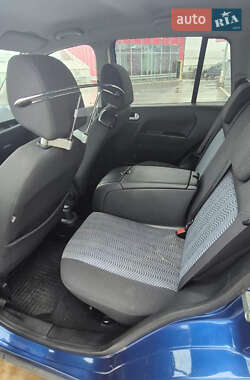Хэтчбек Ford Fusion 2008 в 