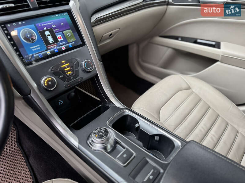 Седан Ford Fusion 2016 в Киеве