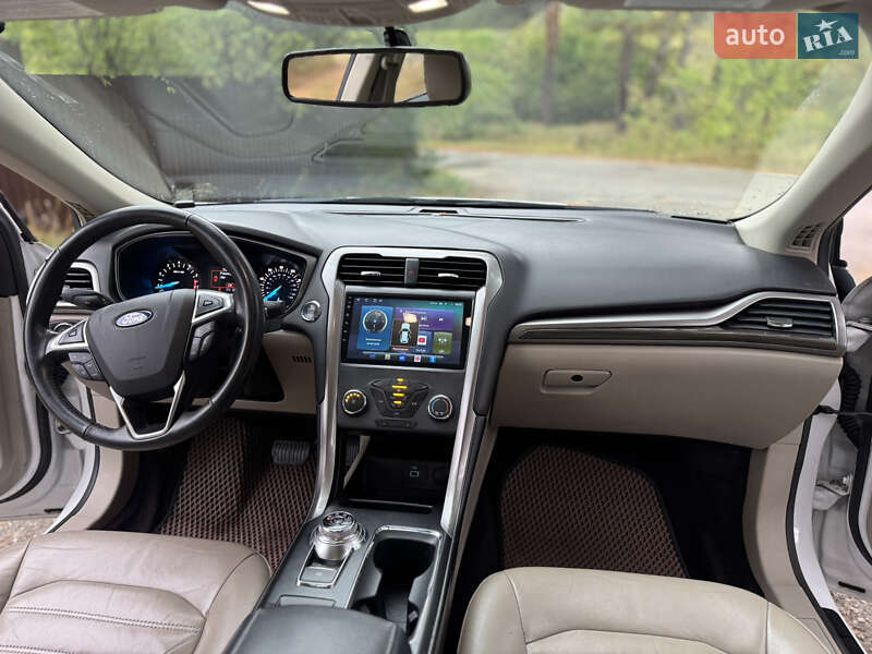 Седан Ford Fusion 2016 в Киеве